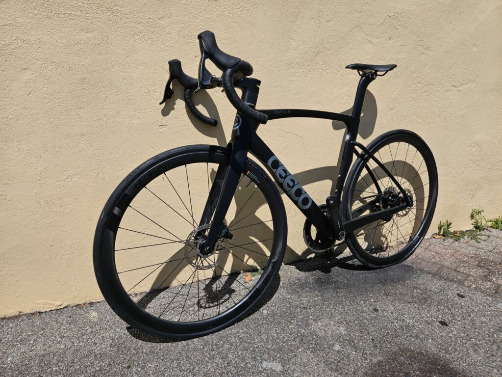 Vélo Ceepo, la marque des triathlètes et des passionnés de performance